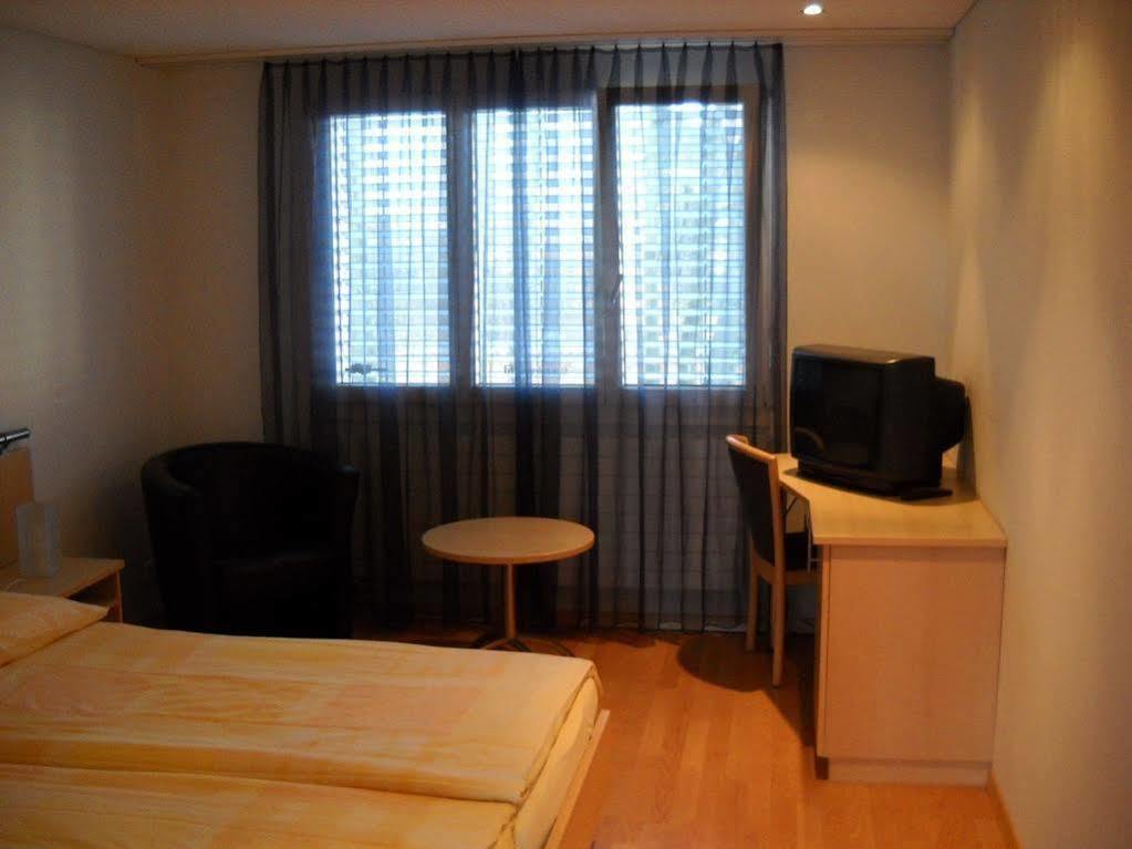 Hotel Flamatt Εξωτερικό φωτογραφία